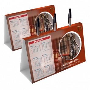 Calendário de Mesa com Porta Canetas